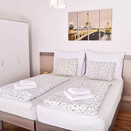 Apartament Corvin Park