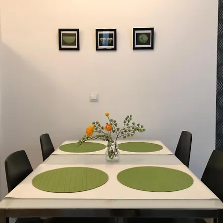 Corvin Park Apartment *